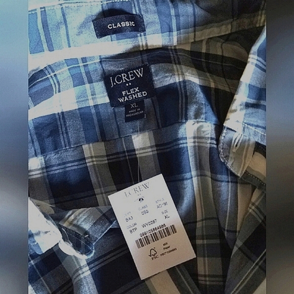 J.Crew Classic Flex Washed Button Down Shirt - Picture 4 of 5